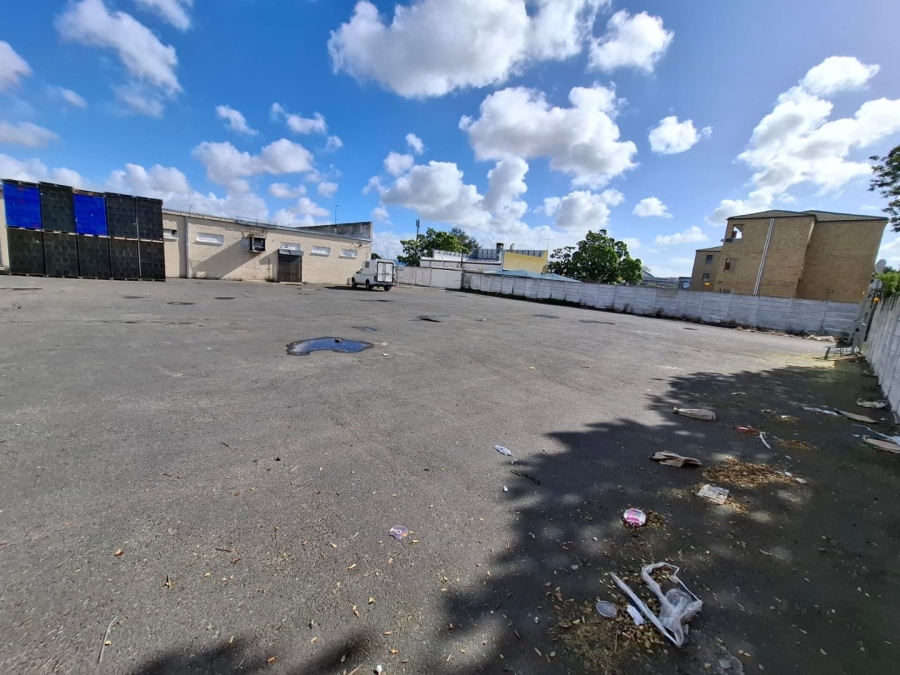 Commercial Property for Sale in De La Haye Western Cape